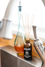 Load image into Gallery viewer, GRAPEFRUIT + MINT REED DIFFUSER